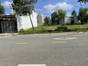 bán lô i21 mỹ phước 3 đường ni7